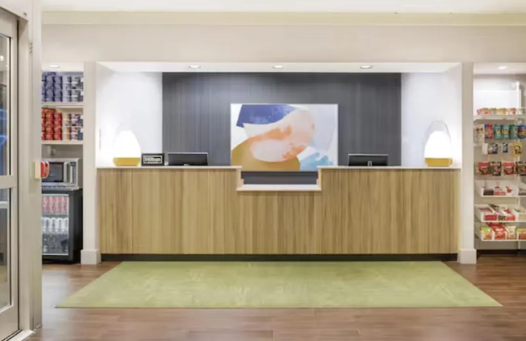 Spark By Hilton Matteson Chicago I 57-1